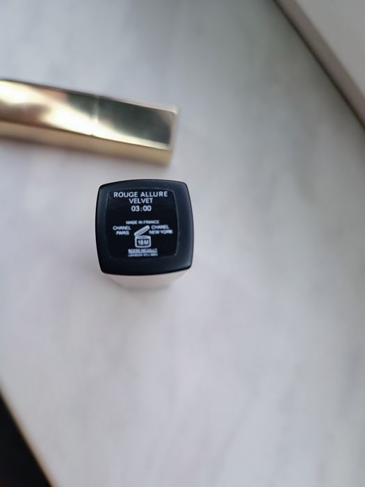 Помада chanel, sensai