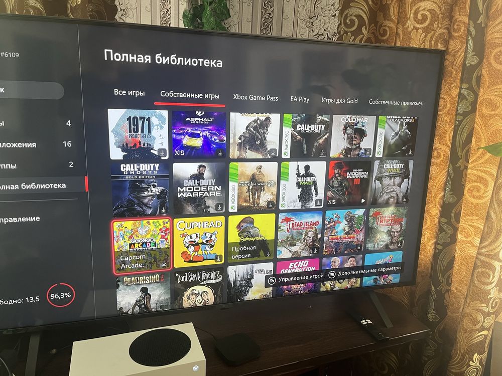 Продам Xbox Series S + 2 геймпади + бібліотека ігор