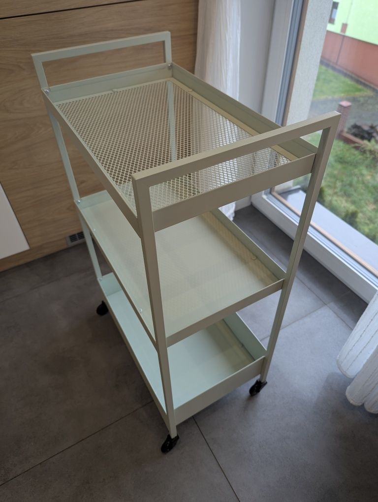 Wózek/stolik IKEA NISSAFORS – bladozielony, 3 półki, mobilny