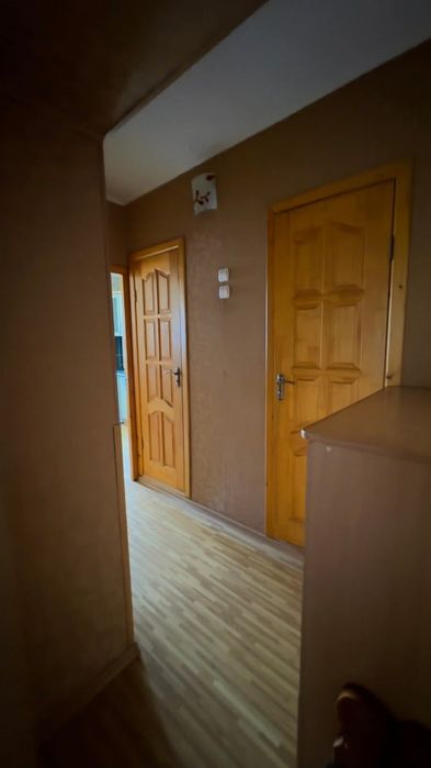 Здається 2ох кімнатна квартира по Хоткевича з автономним