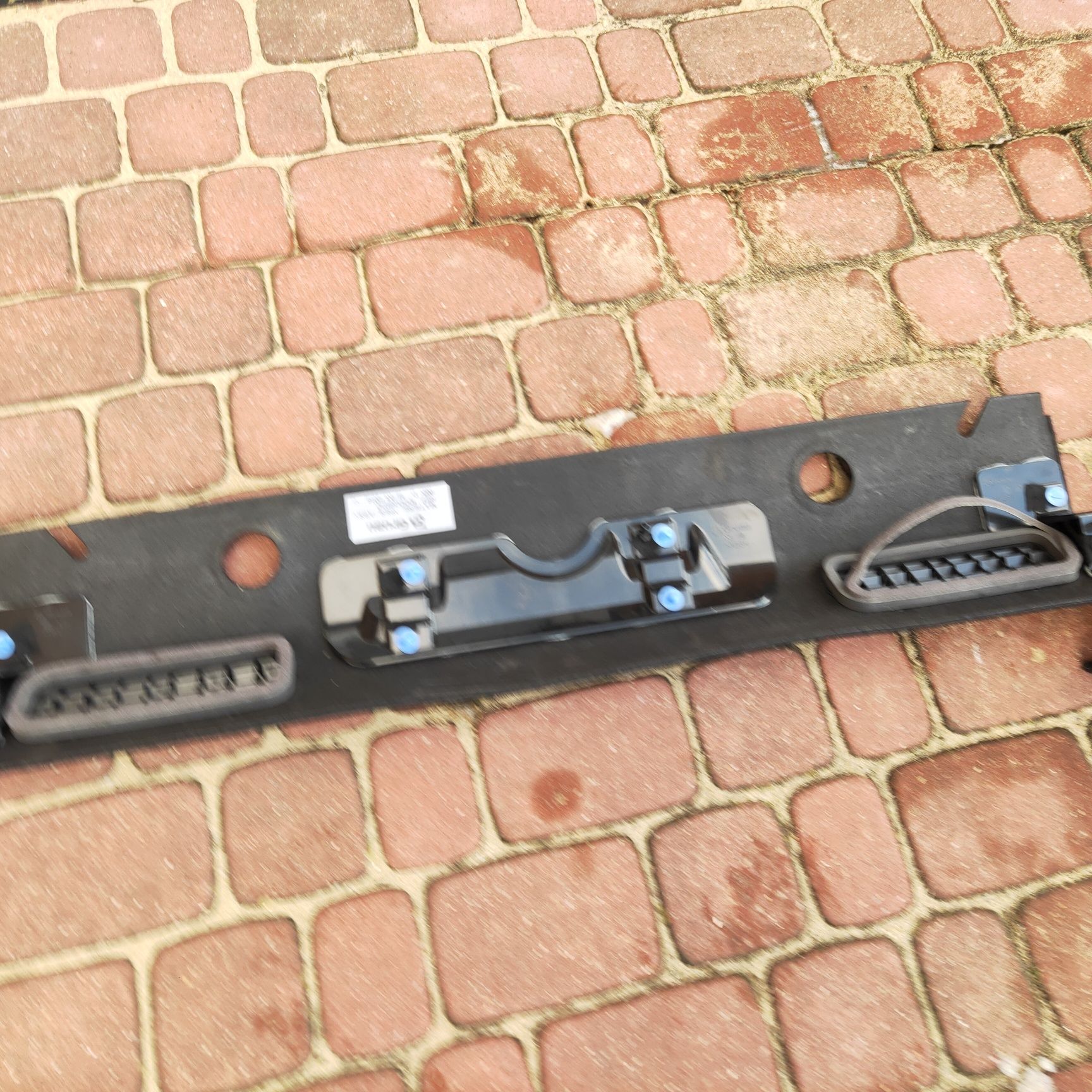 Osłona obudowa nadmuchu Vivaro B Trafic III 3 Spaceclass Materiał