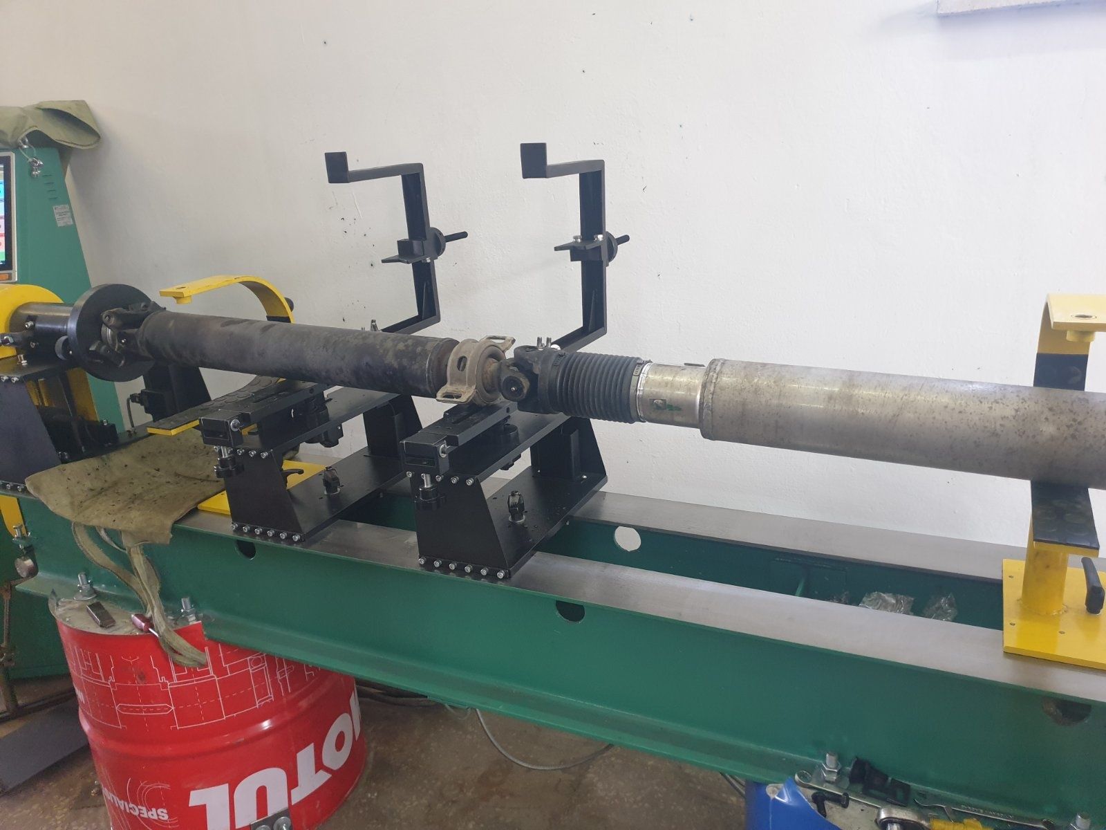 Кардан ЗІЛ 130, Газ 51,Газ 53, УАЗ, БИЧОК, КАМАЗ,МАЗ.