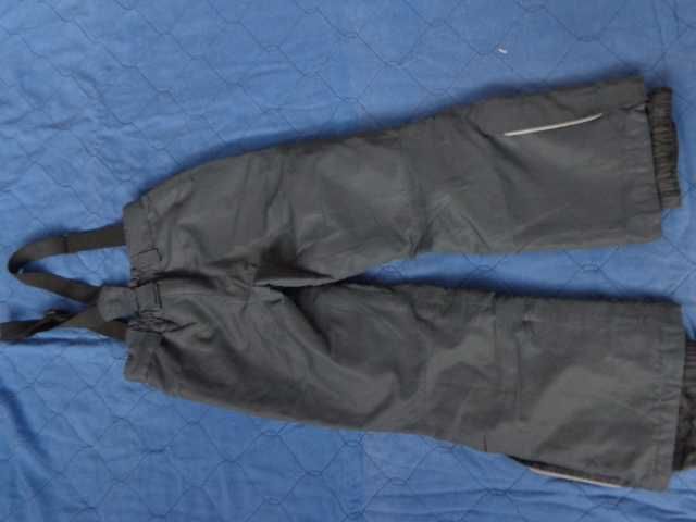 Spodnie narciarskie, zimowe rozmiar 122/128