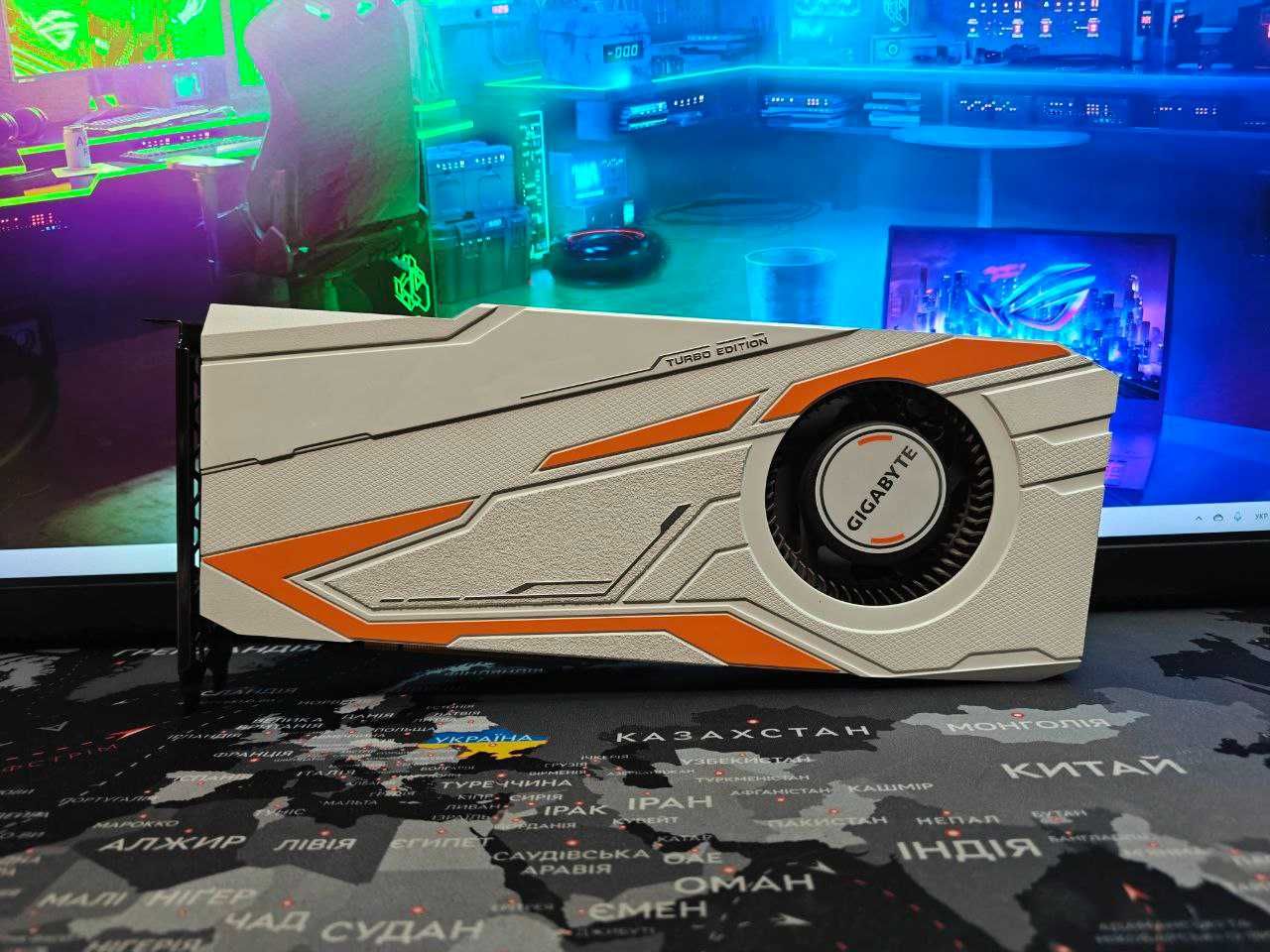 Видеокарта Gigabyte GTX 1080 Ti Turbo 11G White