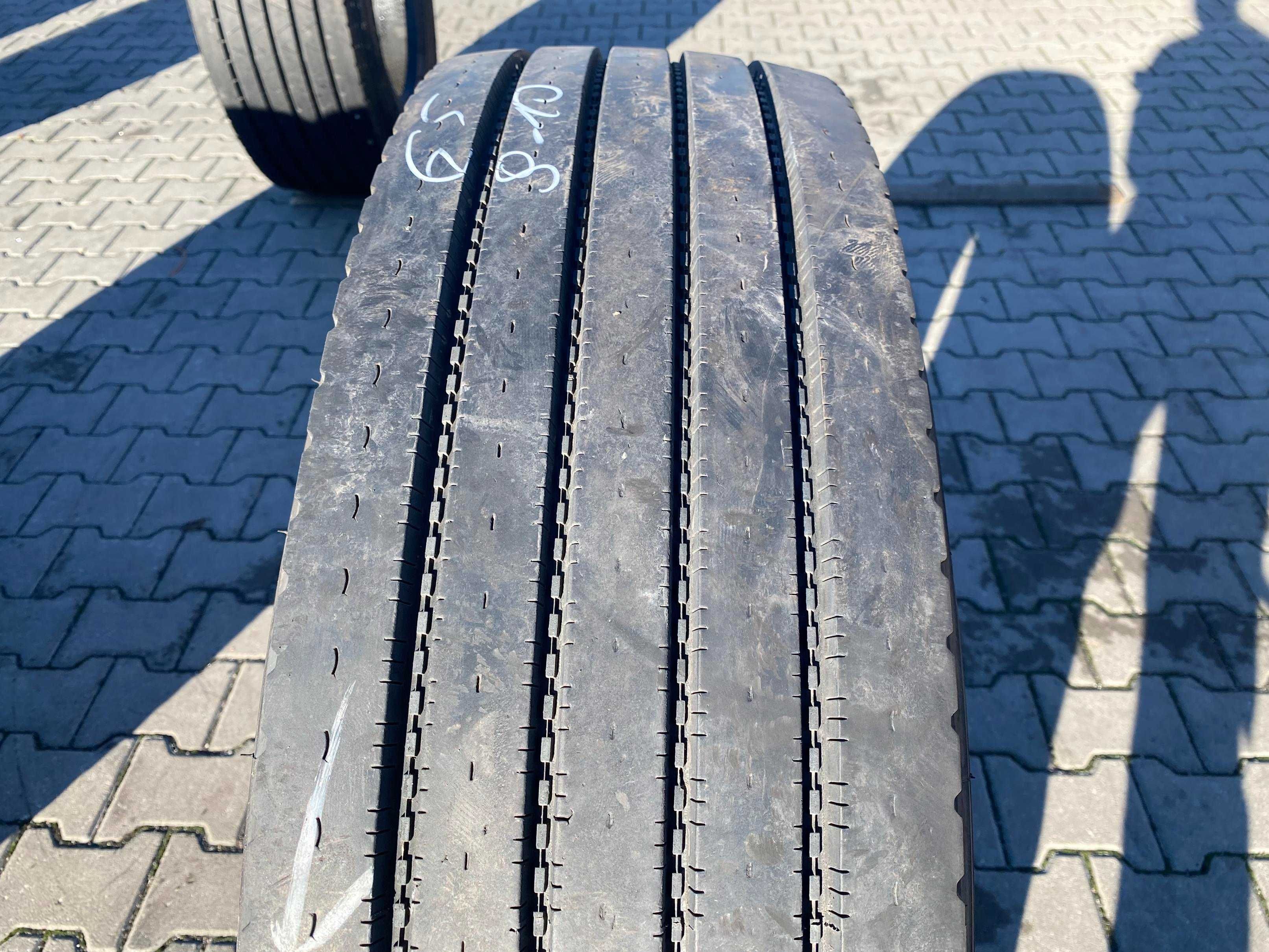 295/80R22.5 Opona MAXX MF4200 Przód 9-10mm MF 4200