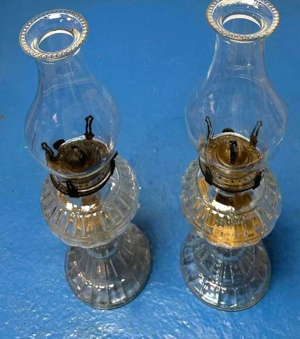 Candeeiros a Petróleo com chaminé, antiguidades