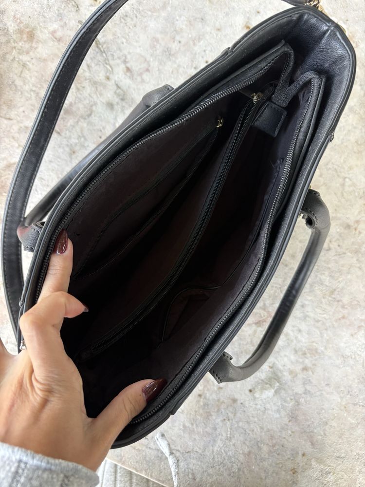 Mala/Bolsa preta em muito bom estado