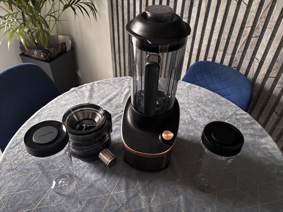 Blender kielichowy Phillips HR 3770/10 2l