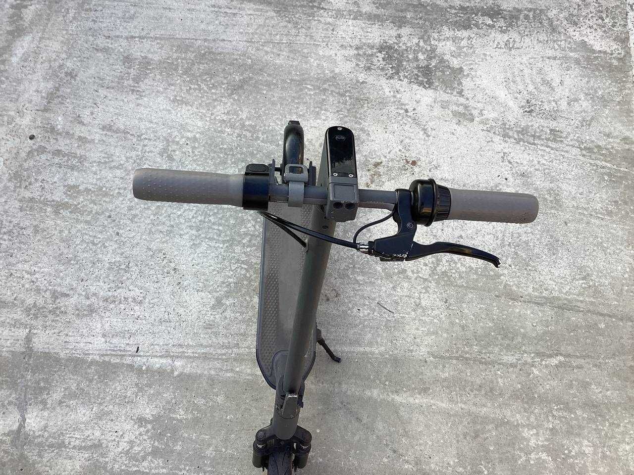 Електросамокат Like.Bike One Max 540 Wh (660706) б/у