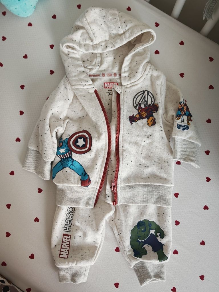 Komplet Marvela dresowy