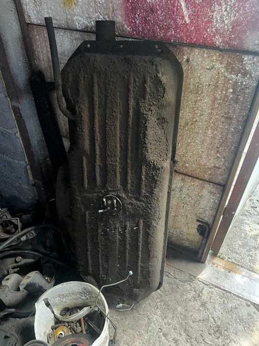 Бак паливний Мерседес Т1 207-410