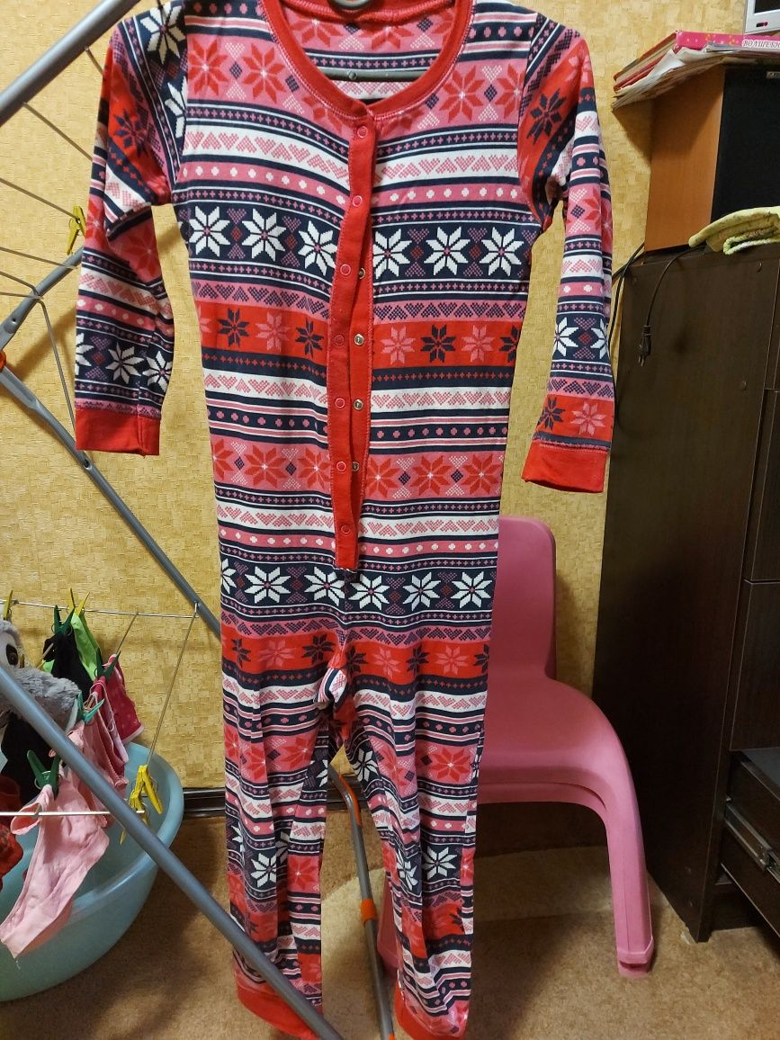 Продам пижаму на ребенка 6-7-8 лет