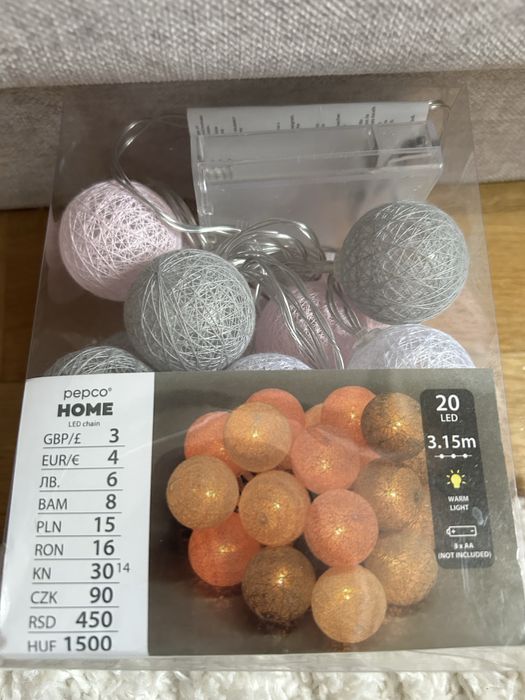 Cotton balls na baterie łańcuch girlanda Pepco róż szary pastele