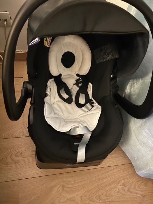 Ovo confortável de transporte de bebê