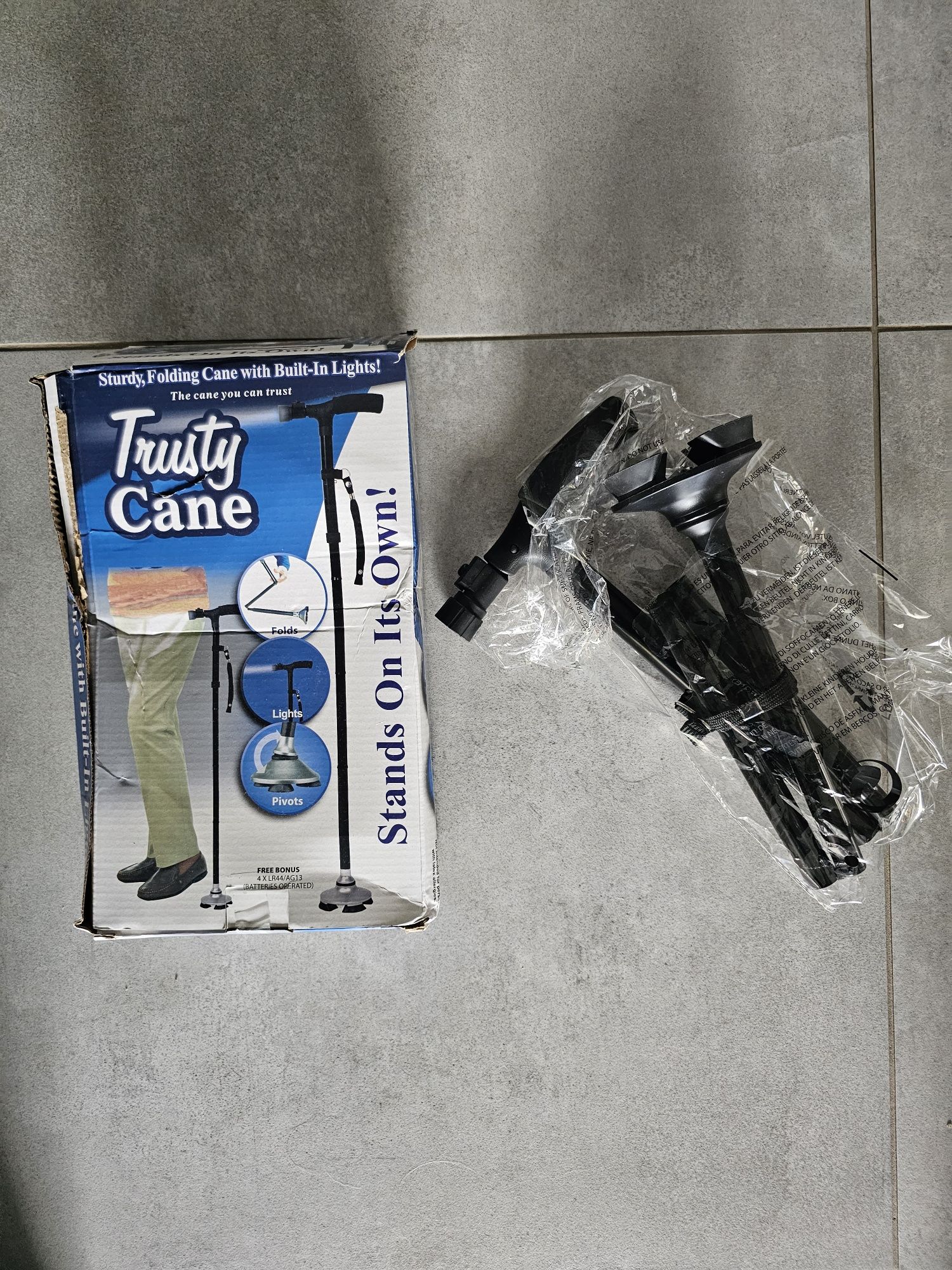 Laska inwalidzka Składana, dla osób starszych z lampką LED TRUSTY CANE