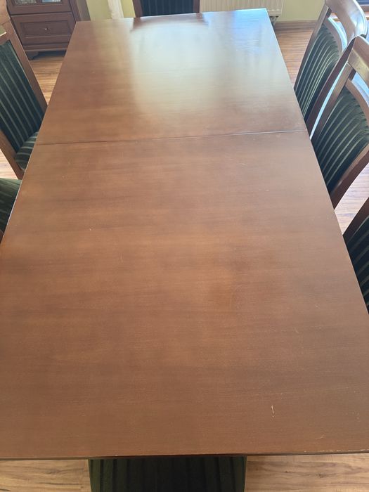 Stół rozkladany + 8 krzeseł lite drewno