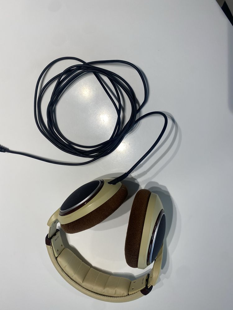 Sennheiser HD 599 Auscutadores HiFi Castanhos