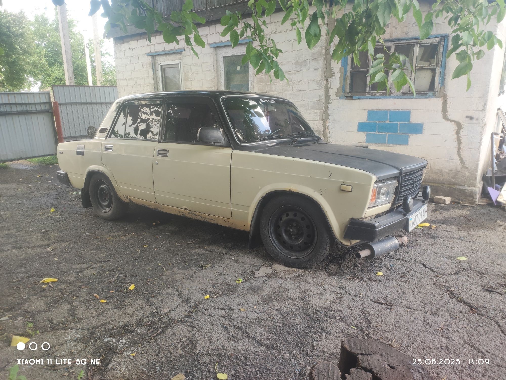 Продам ВАЗ 2107 инжектор