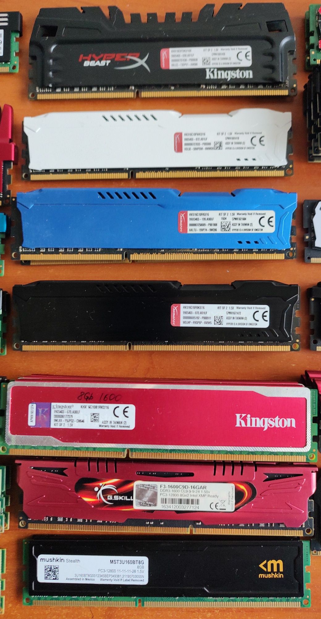 Ігрова оперативна пам'ять у радіаторах DDR3/4, 4/8/16Gb 1333-3200MHz