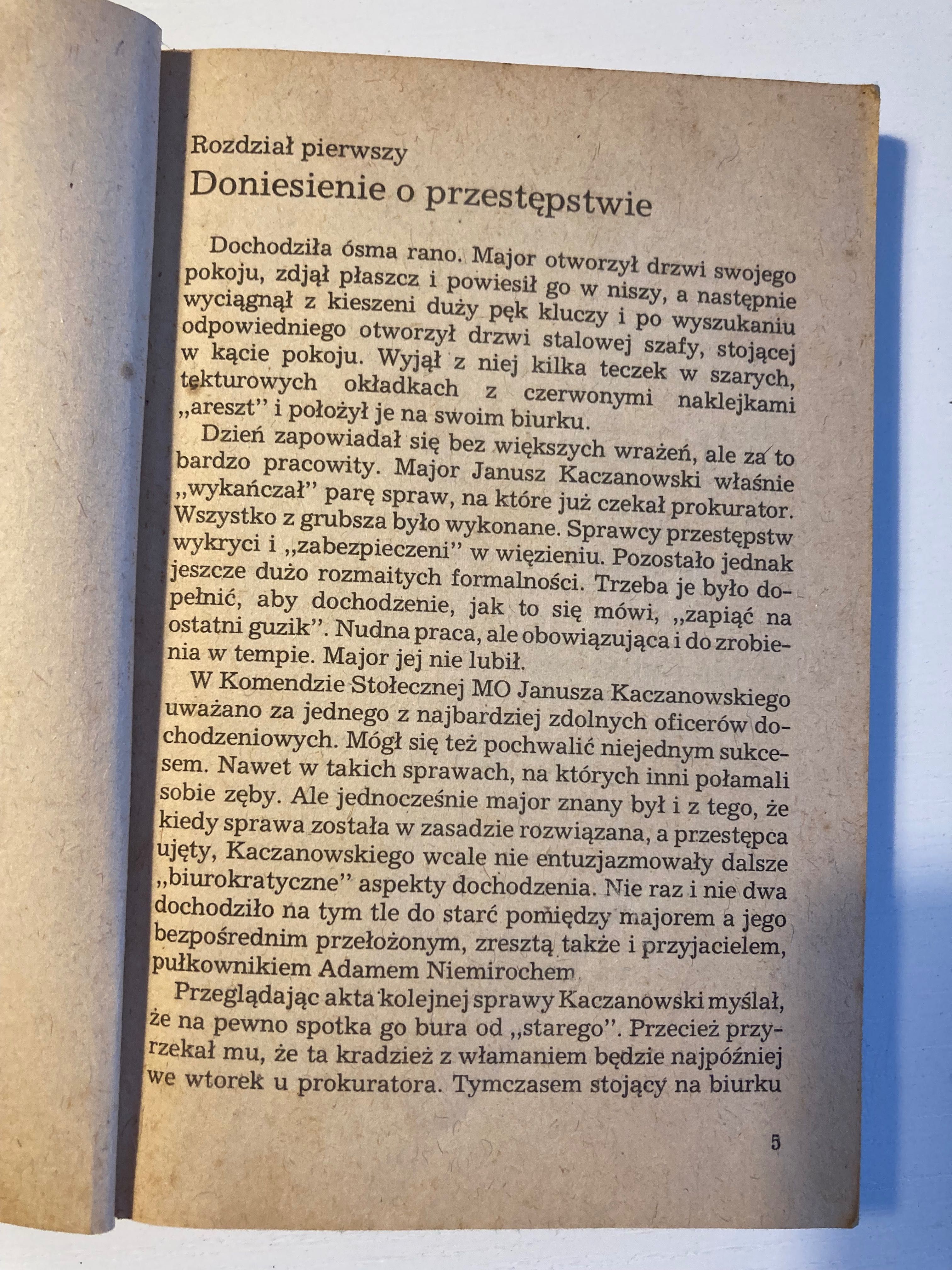 seria z jamnikiem, "pomysł za siedem milionów" Jerzy Edigey