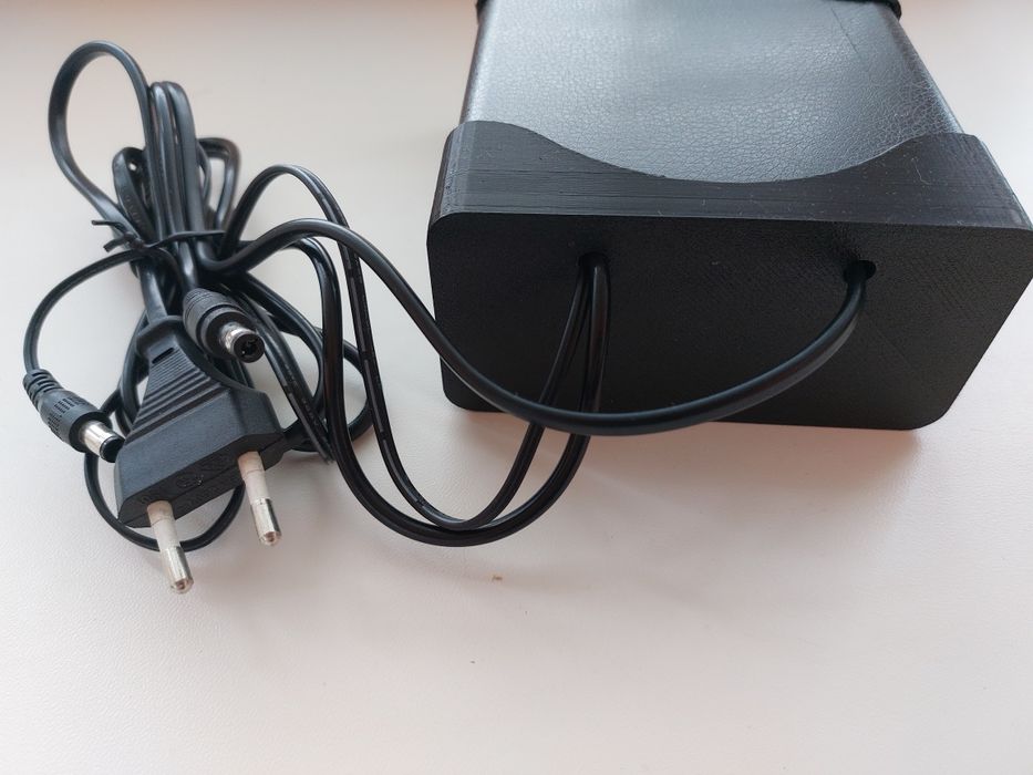 Безперебійник UPS для роутера та оптоволокна ONU. Більше 8годин робот