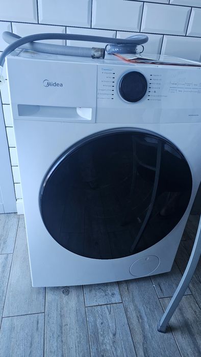 Maquina de Lavar a Roupa Midea 8k