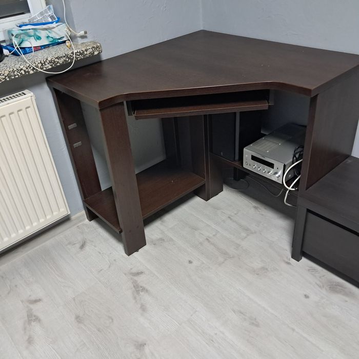 Biurko narożne, solidne