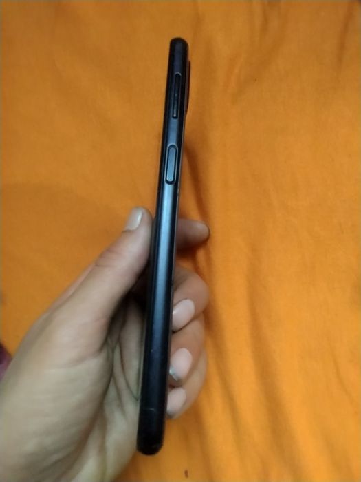 samsung a225f На запчастини телефон