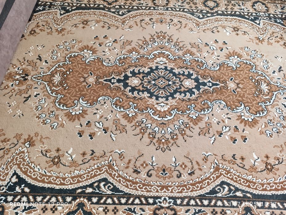 Продам килими 1,90 на 3,90