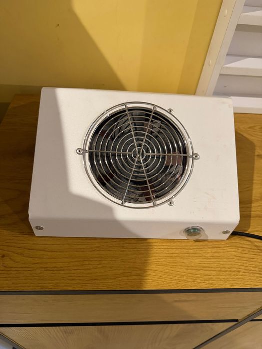 Манікюр на витяжка