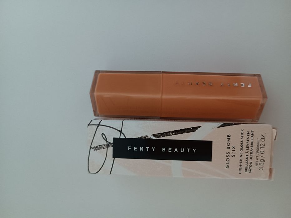 FENTY BEAUTY Gloss Bomb Stix - lśniący błyszczyk w sztyfcie