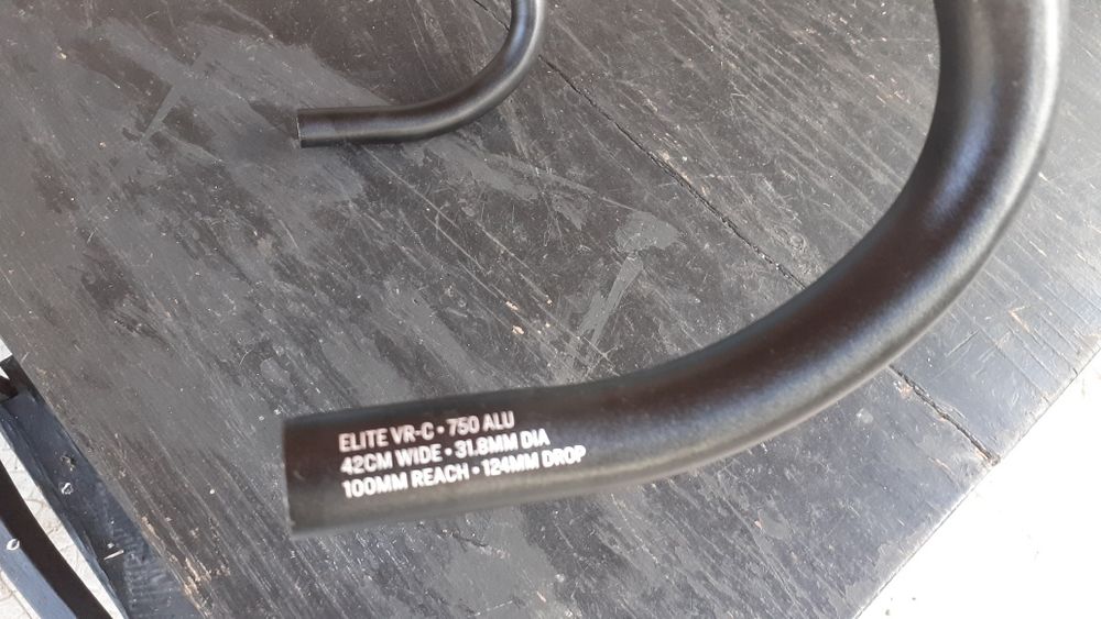 Vendo guiador bontrager, suporte GPS e avanço