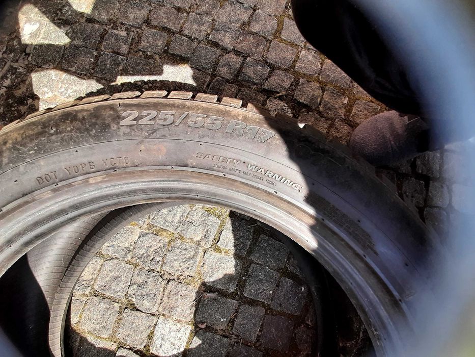 Резина зимняя KUMHO  225/55/R17  2шт