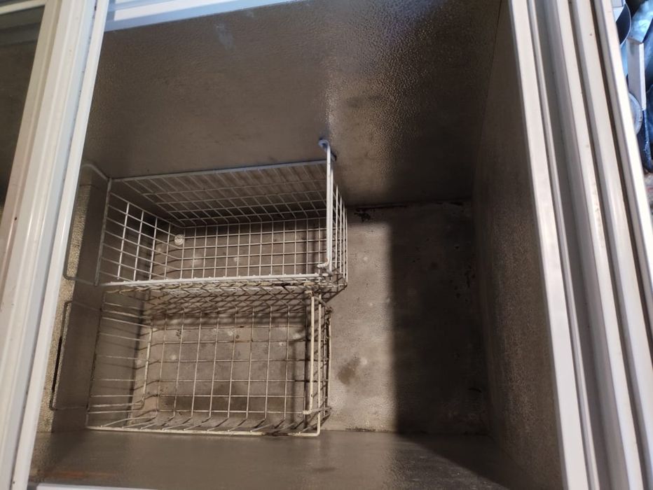 Продам морозильную камеру б.у