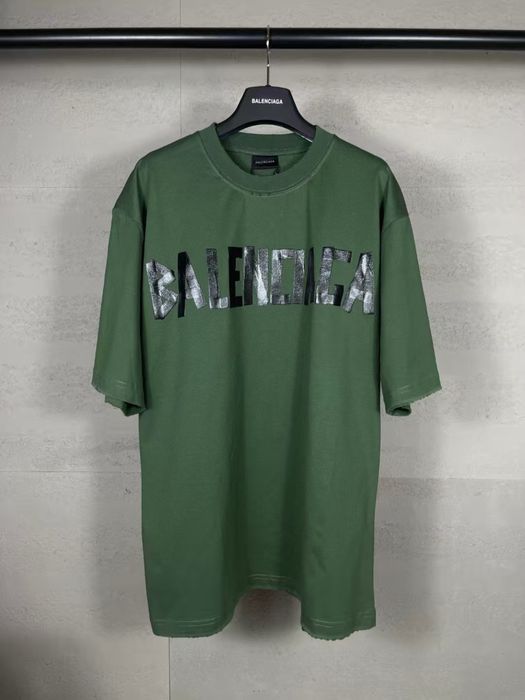BALENCIAGA scotch tape type зеленая мужская футболка  хаки унисекс