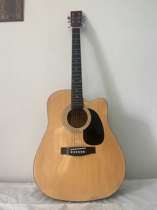Guitarra Acústica Folk Chantry
Guitarra Acústica Folk Chantry