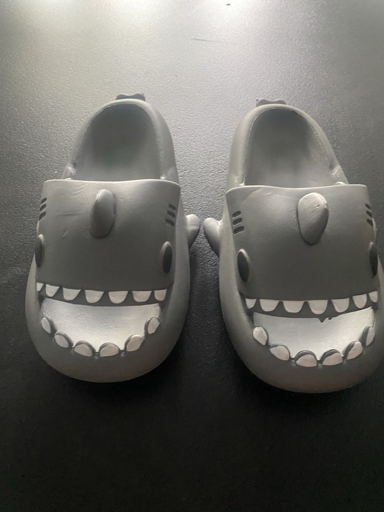 Klapki rekinki shark slides klapki rekiny r. 44-45