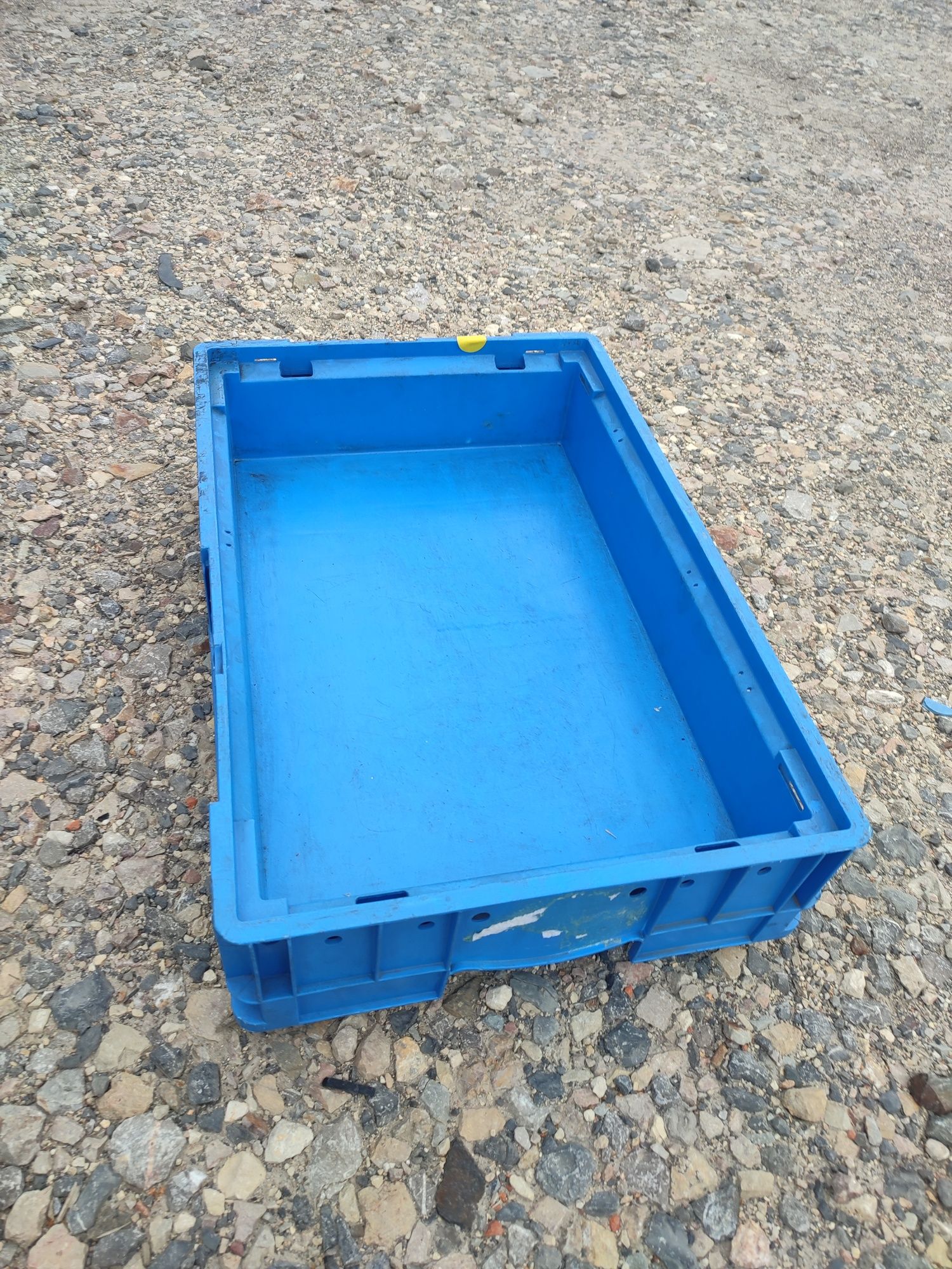 C-KLT 6414 pojemniki magazynowe skrzynki plastikowe bardzo mocne 60x40