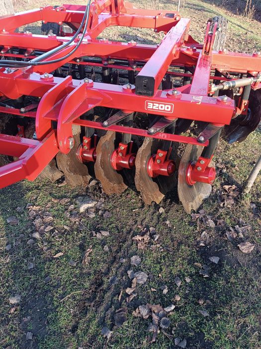 Продам дискову борону Pallada 3200