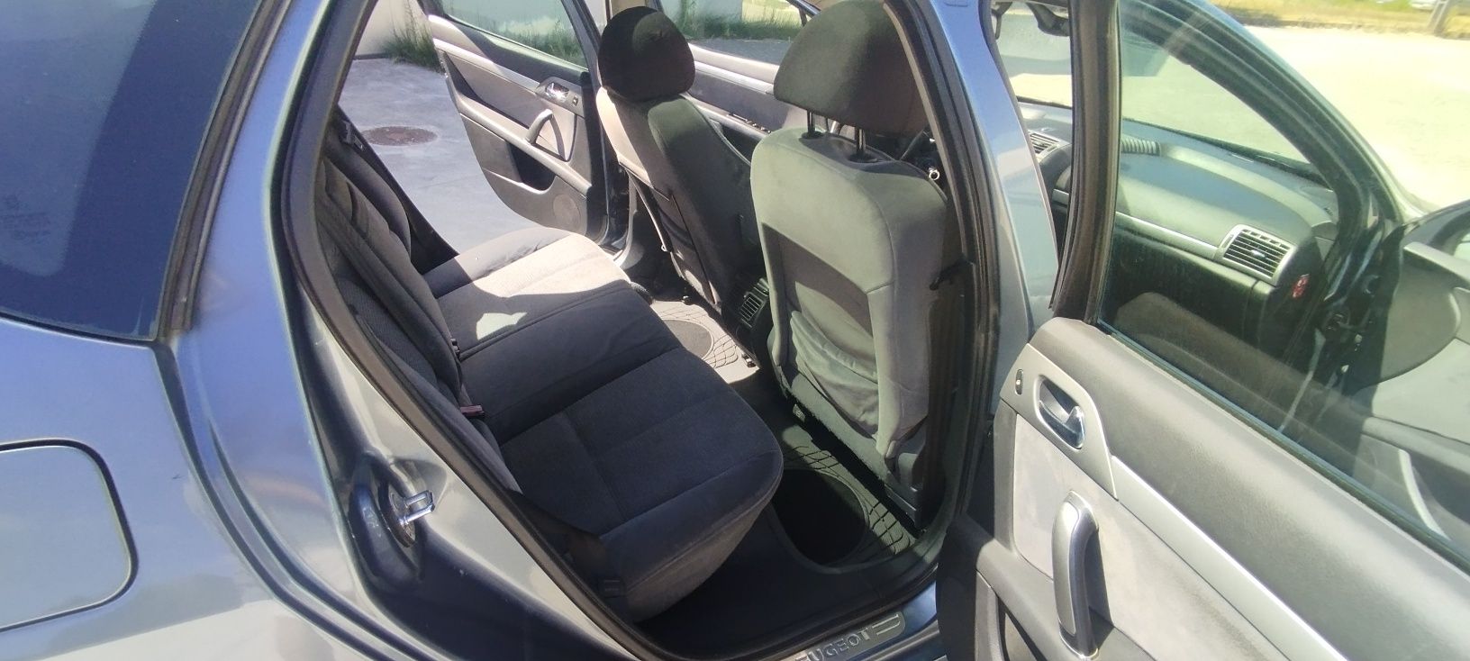 Peugeot 407 Sw 1.6 HDI 110 CVS (NACIONAL)