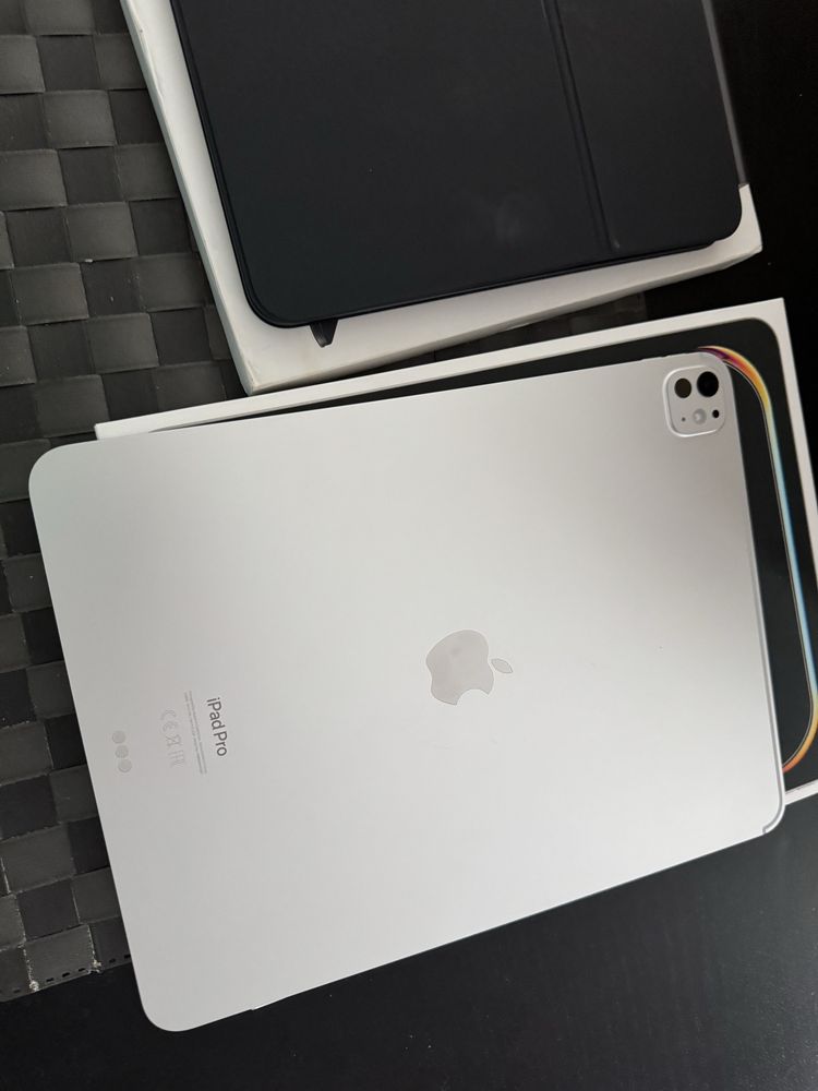 Ipad 13 pro m4 512gb wifi + qwertz ipad magic keyboard