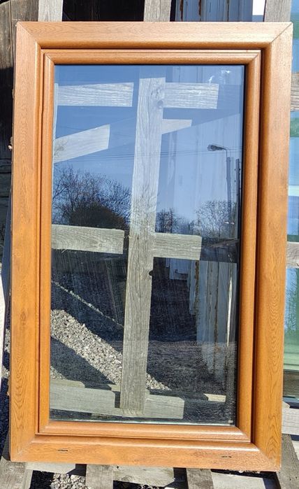 Okno okna PCV białe, złoty dąb 126x141,173x141,252x141,292x160