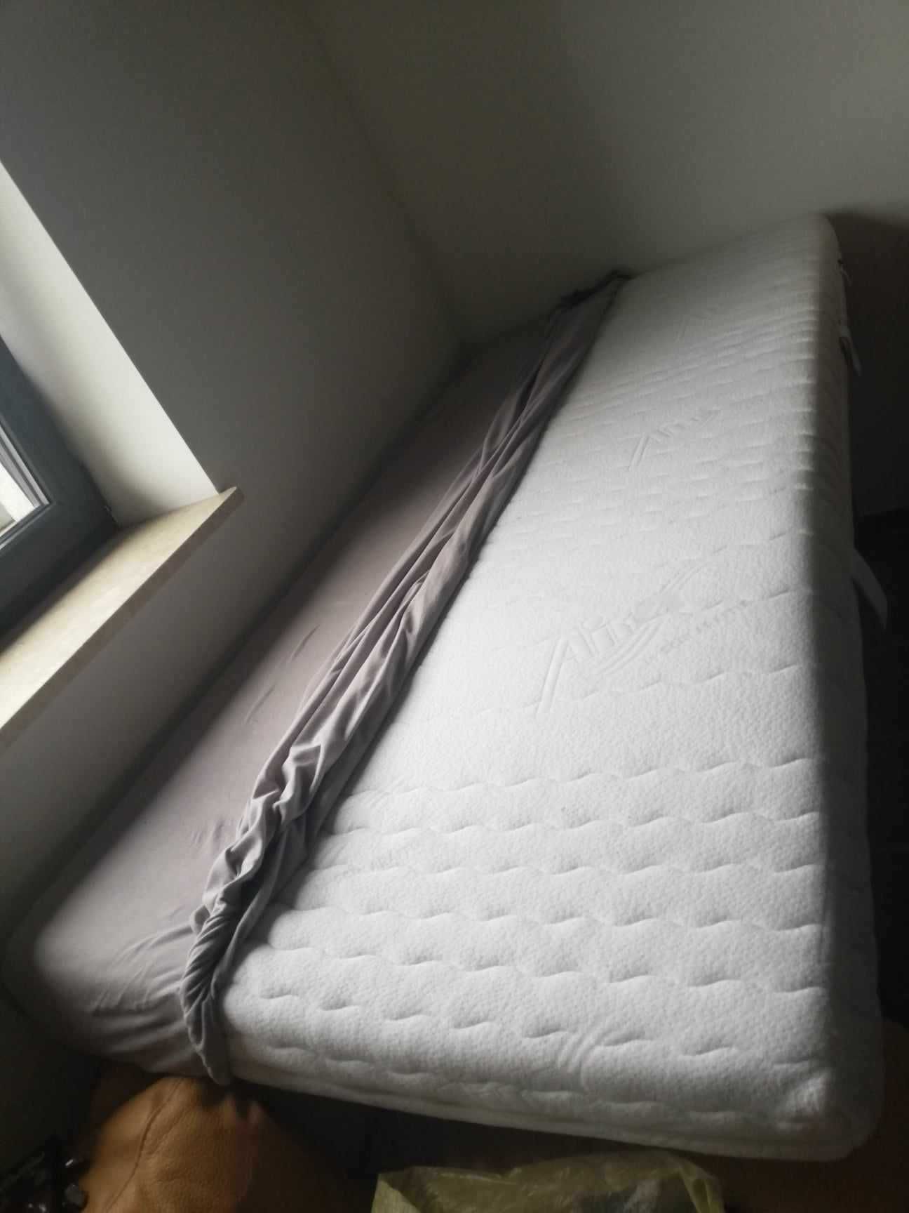 Materac 90 x 200 cm