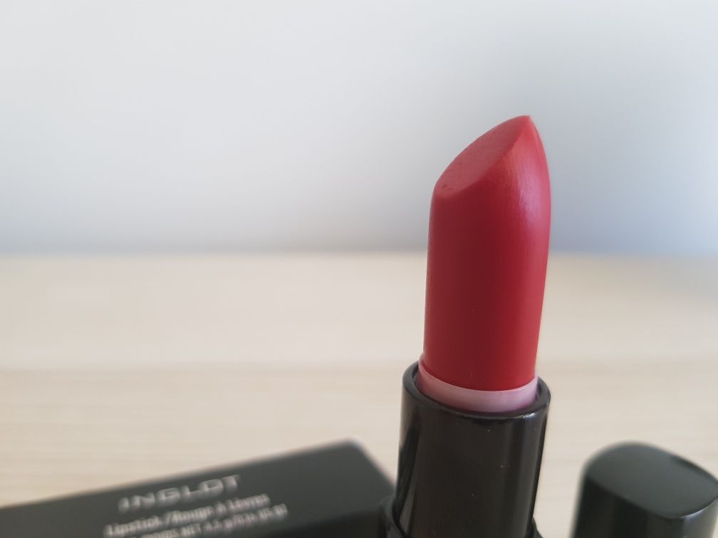 Pomadka Inglot Rouge 176