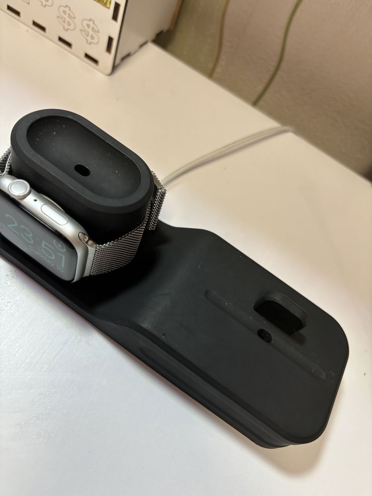 Зарядная док станция для Apple iphone Apple watch наушники