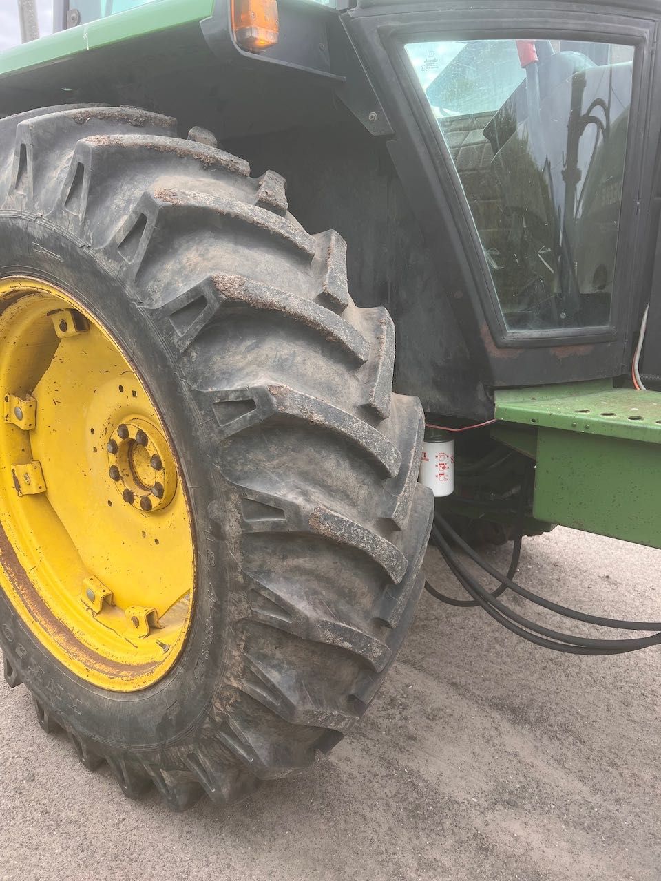 John Deere 3350 z turem cenna brutto faktura VAT