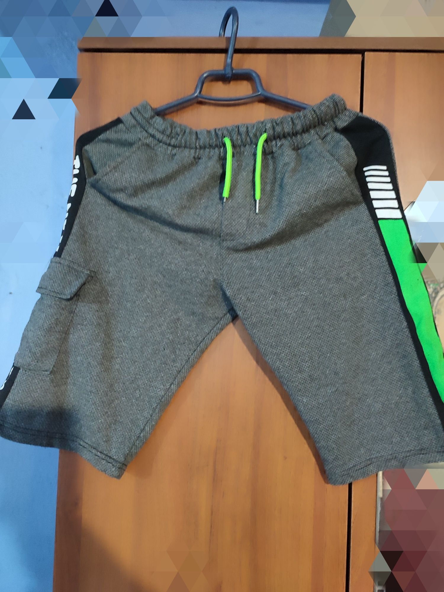 Спортивные штаны для мальчика на 9-12 лет рост 140-152см.