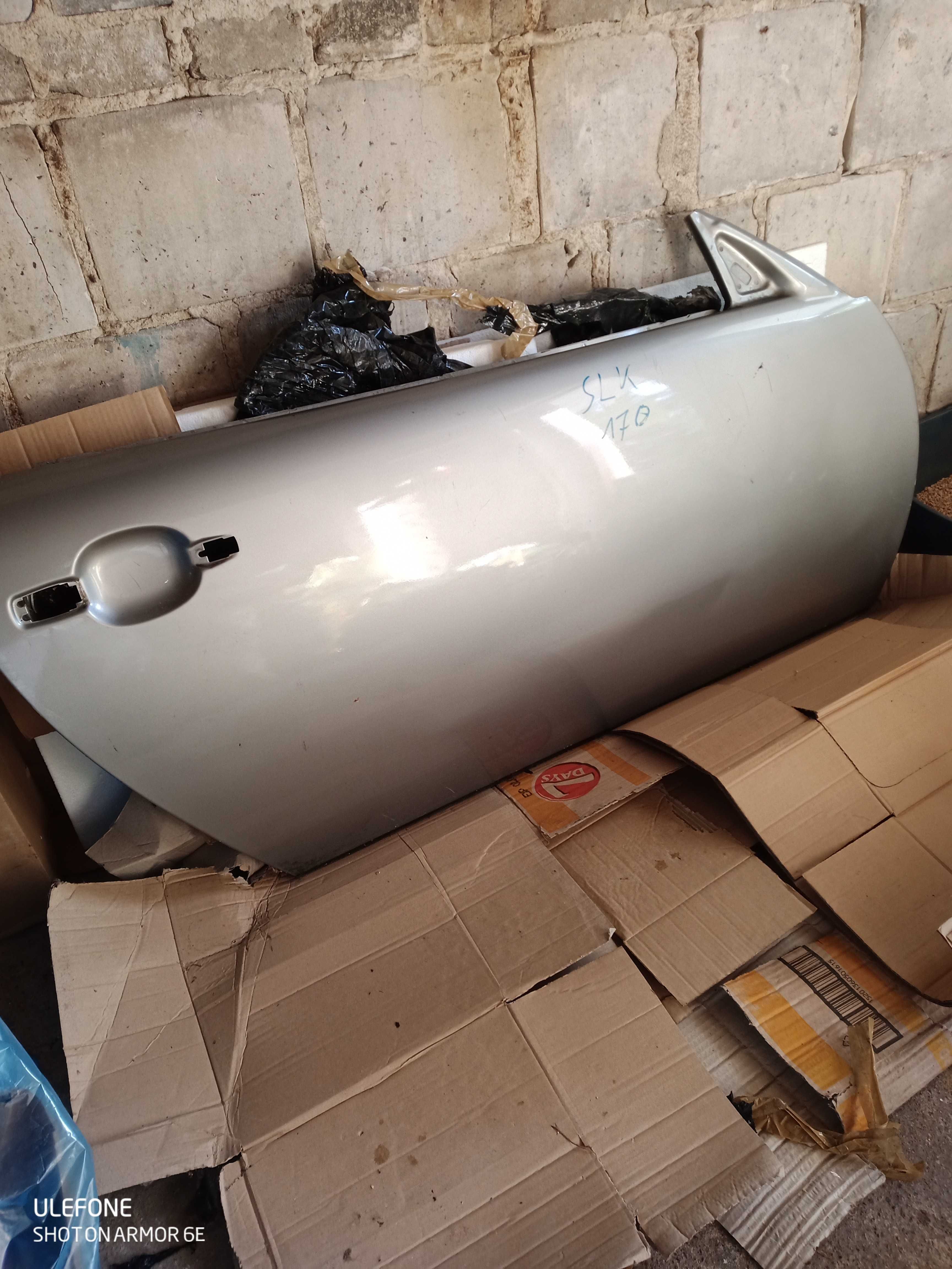 Sprzedam drzwi prawe Mercedes SLKR170