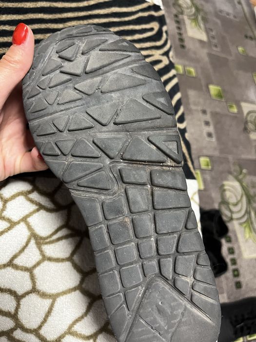 Кросівки хлопчачі  38 розмір