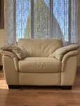 Кресло  бренда Italsofa.  2шт. Натуральная итальянская кожа.